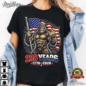 Sasquatch USA Flag 250 Years 1776 2026 Bigfoot Patriotic 4th Of July T Shirt (6)