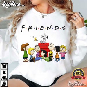Peanuts Friends Snoopy Charlie Brown Graphic T Shirt (1)