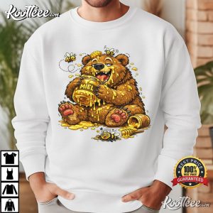 Cute Bear Eating Honey Animal Lovers T Shirt (1)