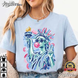 Preppy Statue Of Liberty Blowing Bubble Gum 4th Of July T Shirt (2)