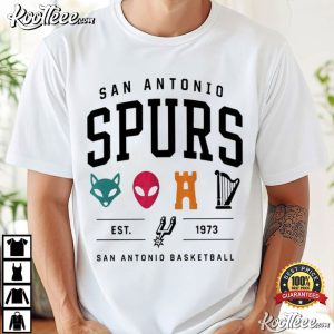 San Antonio Basketball Crazy Hispanic Spurs Player Retro Skyline T Shirt (1)