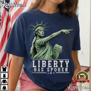 Sophie Cunningham Lady Liberty Pointing Patriotic Satire T Shirt (2)