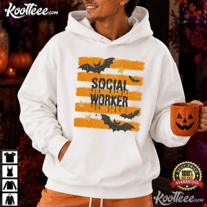 Social Worker Halloween Striped Retro Bat Spooky T Shirt (3)