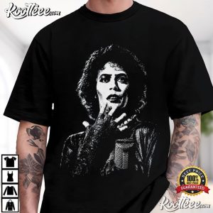 Tim Curry Memorial Actor Tribute Horror Movie Fan Gift Halloween T Shirt (1)