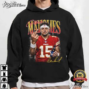 Patrick Mahomes Middle Finger Funny Kansas City Football T Shirt (2)