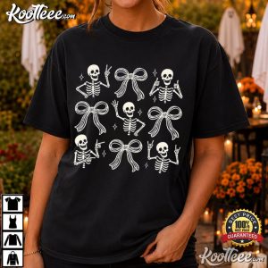Retro Coquette Halloween Skeleton Bow Funny Spooky T Shirt (3)