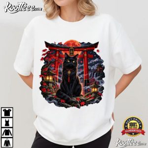 Black Cat Japanese Cat Mystical Moon Torii Gate T-Shirt