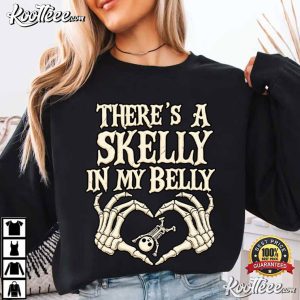 Halloween Pregnancy Spooky Mama Announcement Apparel T Shirt (4)