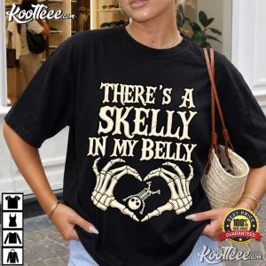 Halloween Pregnancy Spooky Mama Announcement Apparel T Shirt (3)