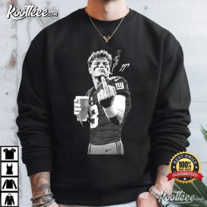 JJ McCarthy New York Football Retro Middle Finger T-Shirt JJ McCarthy New York Football Retro Middle Finger T Shirt (2)