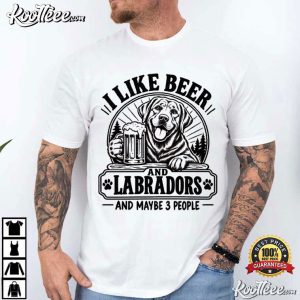 I Like Beer And Labradors Funny Dog Dad Beer Lover T Shirt (1)