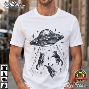 Alien Cats Vintage UFO Cat Abduction Funny Cat Lover T Shirt (1)