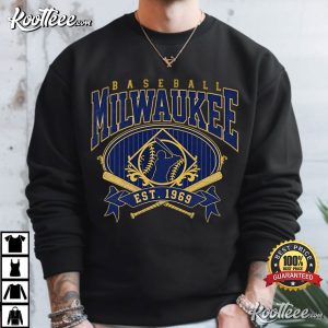 Milwaukee Baseball Vintage Fan Gift Classic Graphic T Shirt (2)