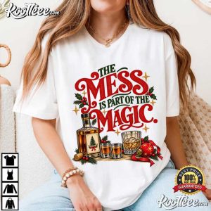 Christmas Whiskey Vintage Holiday Drinking Graphic Funny T Shirt (4)