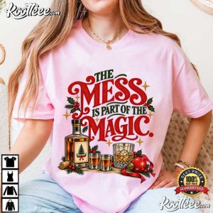 Christmas Whiskey Vintage Holiday Drinking Graphic Funny T Shirt (1)