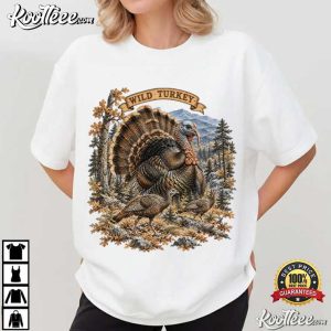 Wild Turkey Retro Wildlife Graphic Thanksgiving Vintage 90s T Shirt (1)