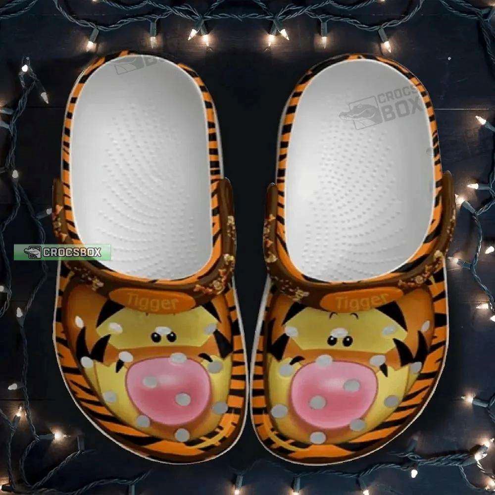 winnie the pooh tigger pattern crocs shoes