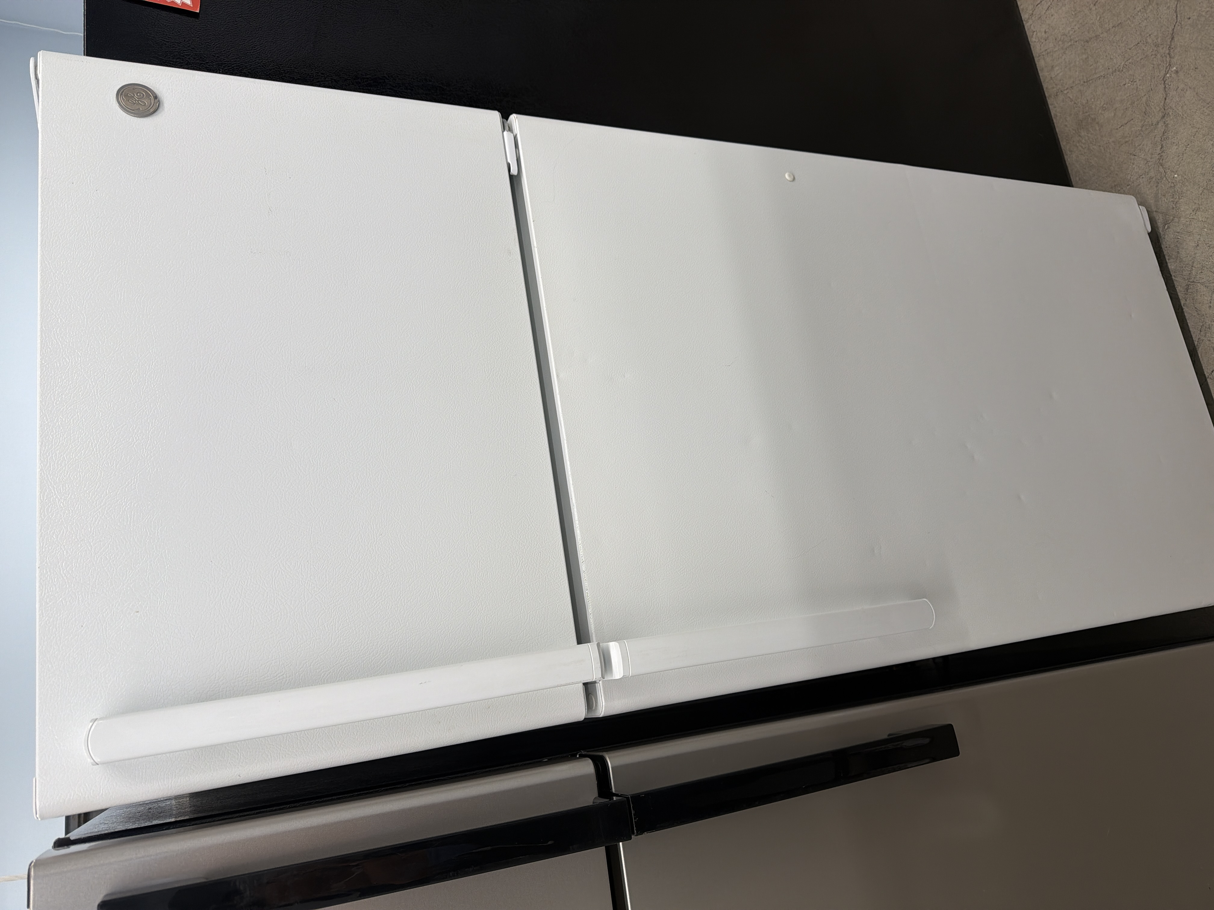 White top mount refrigerator - $379.00 - GE-RF-0000297