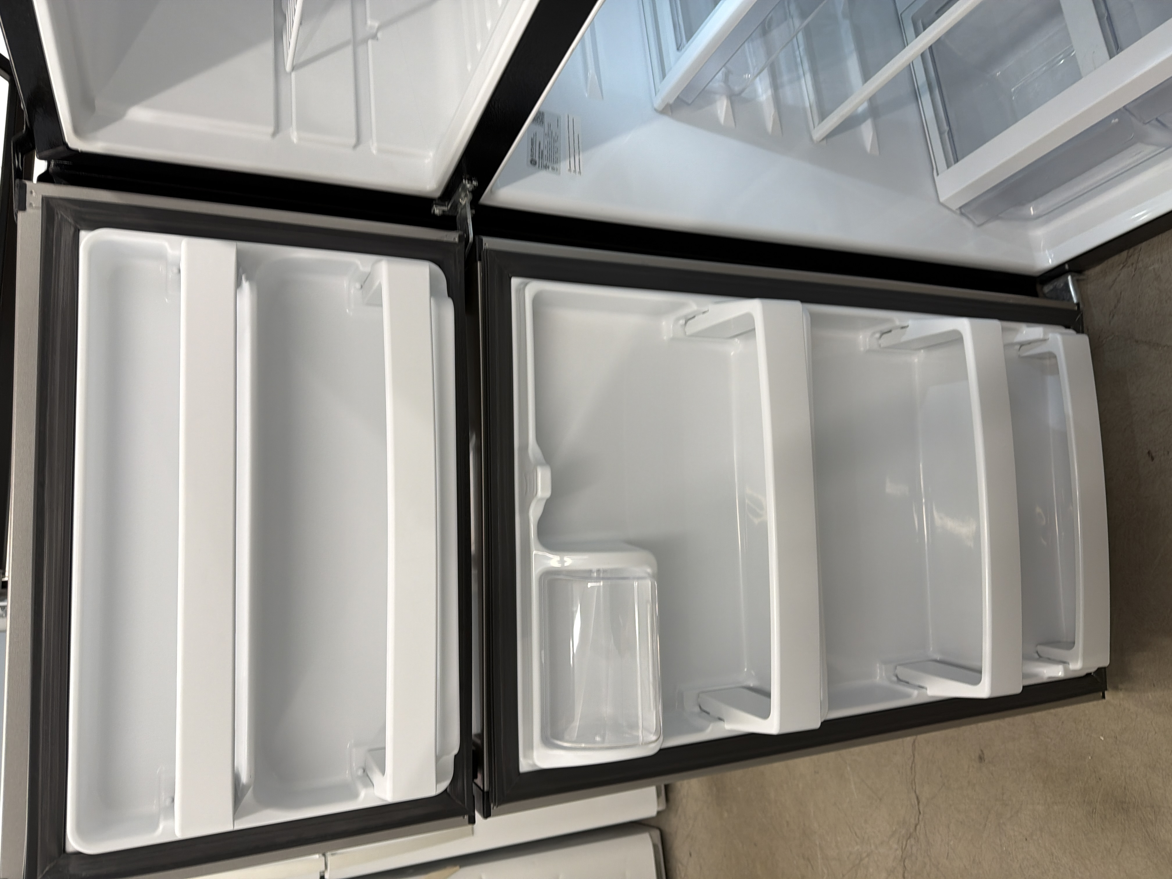 Sliver color top mount refrigerator - $479.00 - GE-RF-0000298