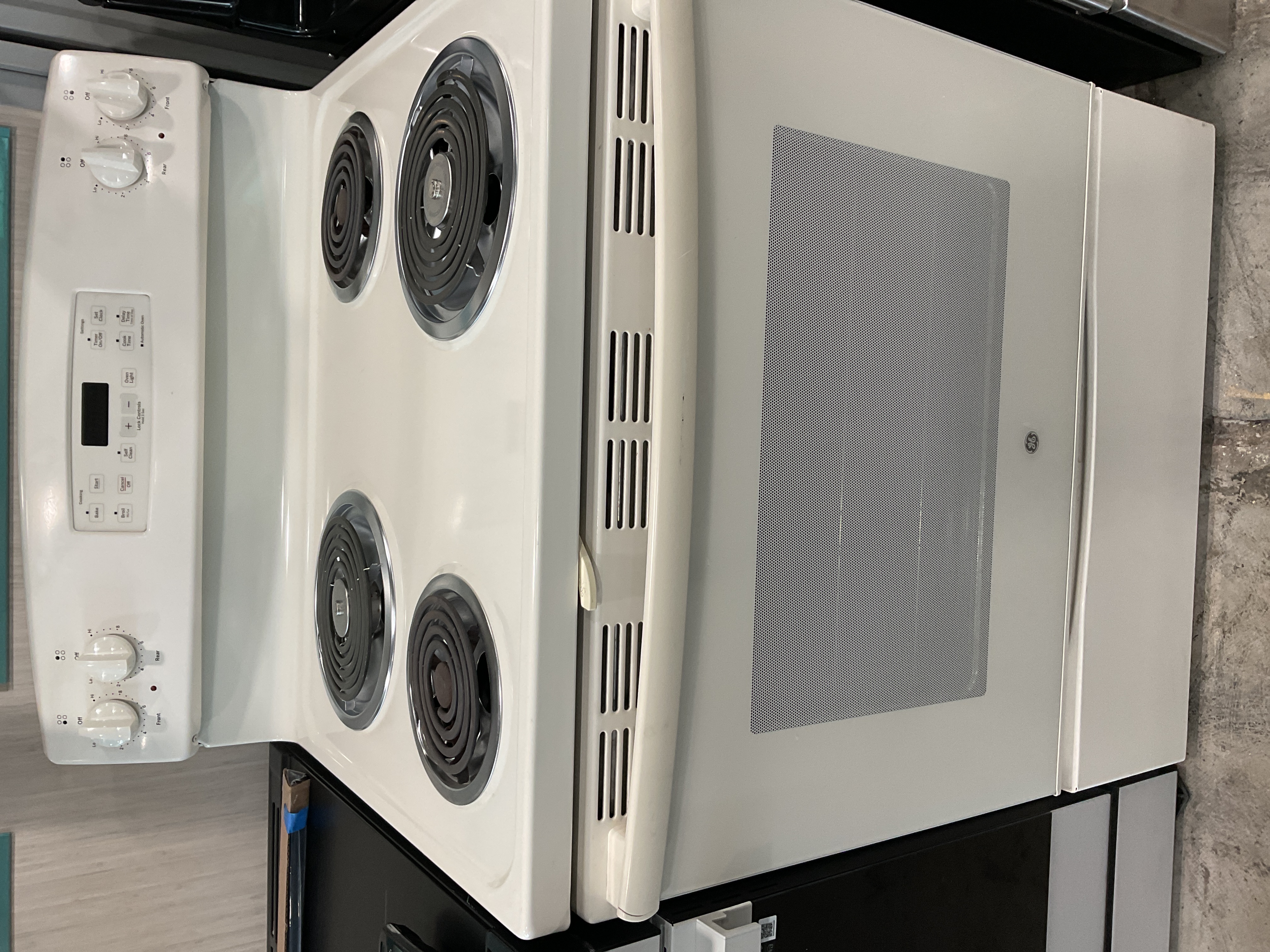 Bisque color coil top range - $429.00 - GE-RG-0000281