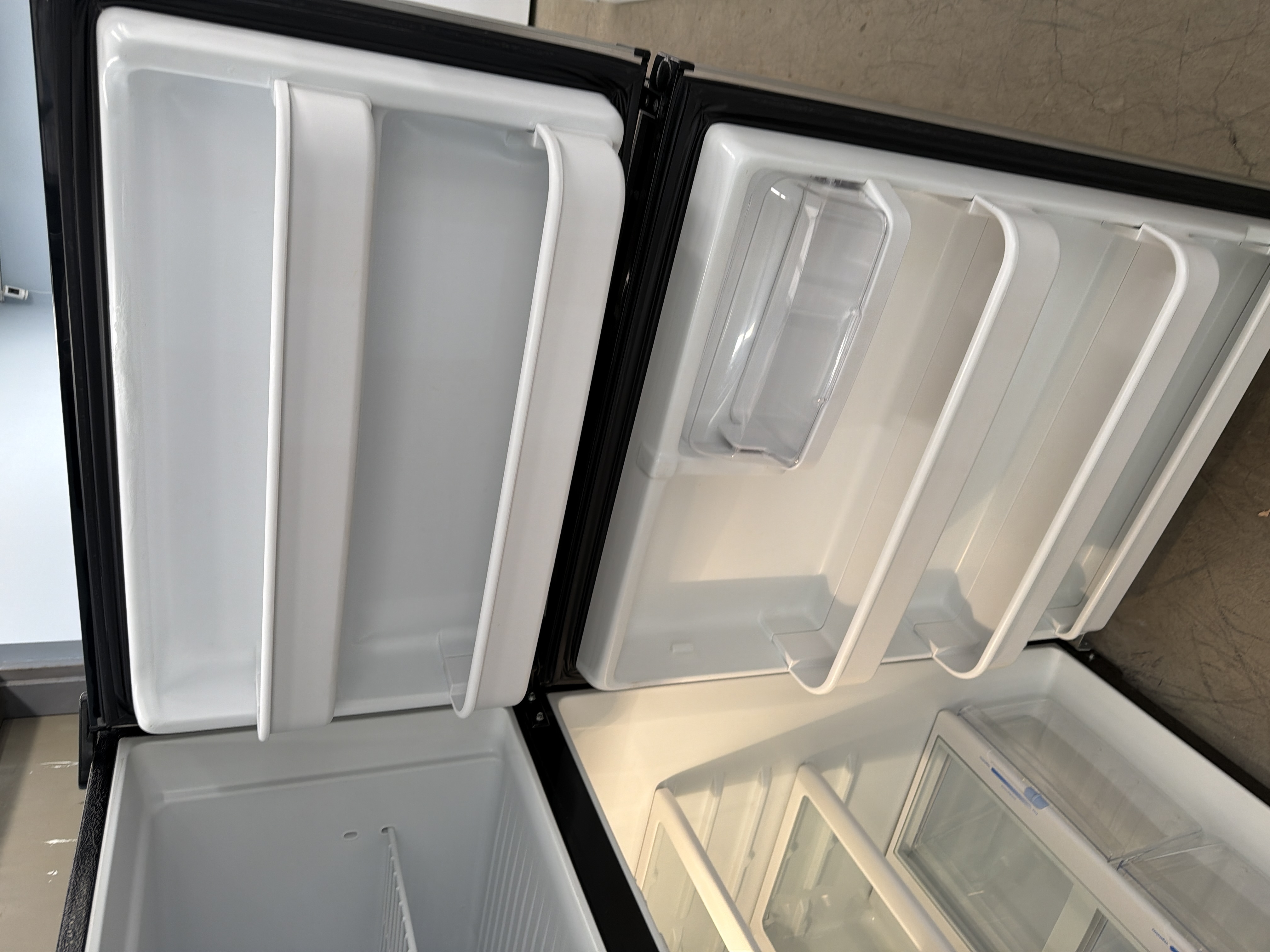 Stainless steel top mount refrigerator - $499.00 - GE-RF-0000301