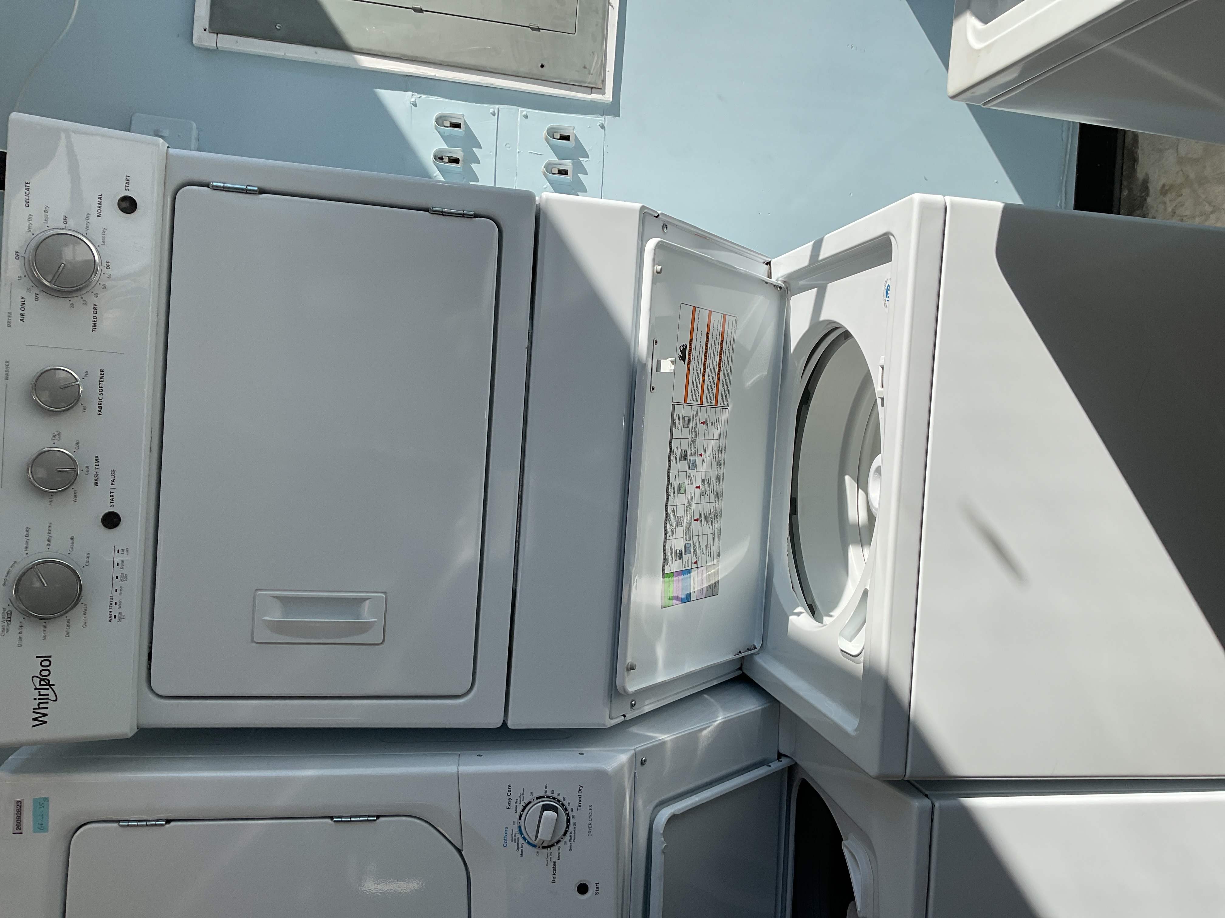 27” laundry center like new - $999.00 - WP-LC-0000052