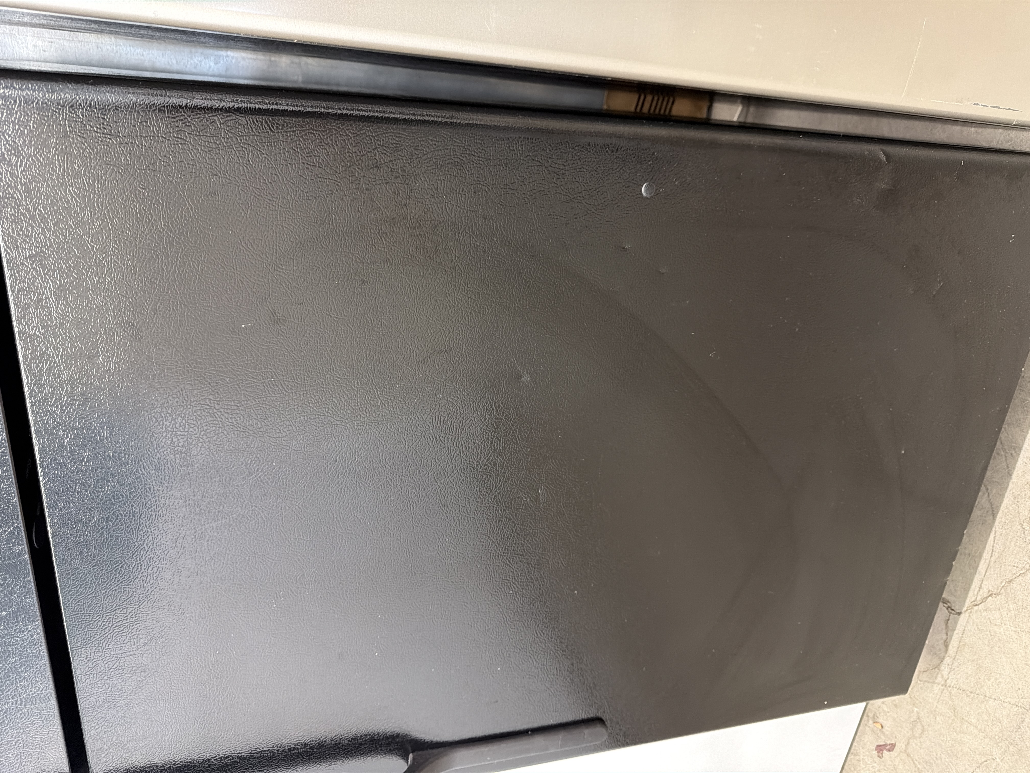 Black top mount refrigerator - $399.00 - GE-RF-0000299