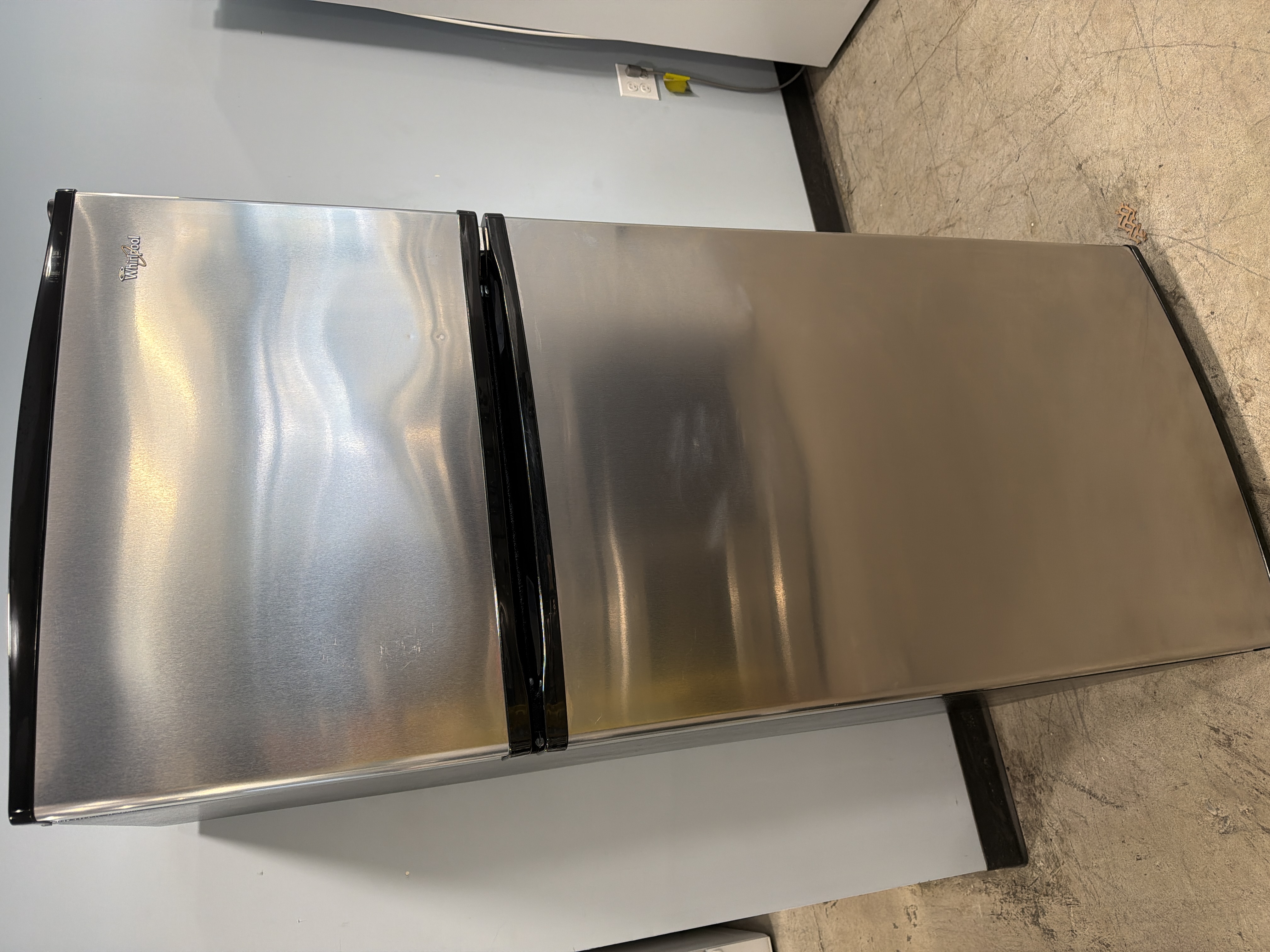 Stainless steel  top mount refrigerator - $499.00 - WP-RF-0000204