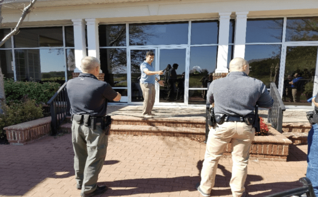 de-escalation training