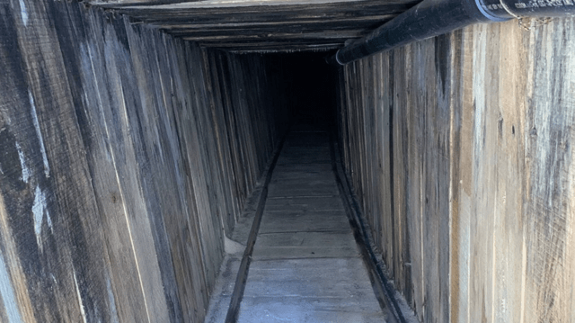 border tunnel