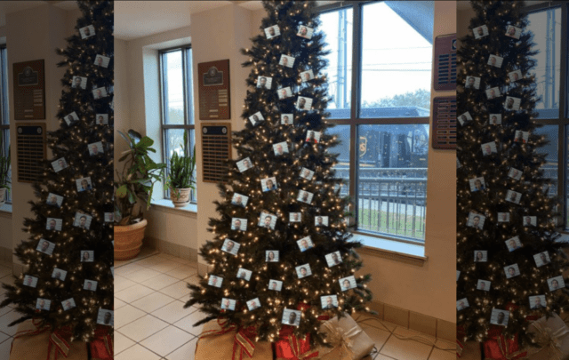 Thugshots Christmas tree
