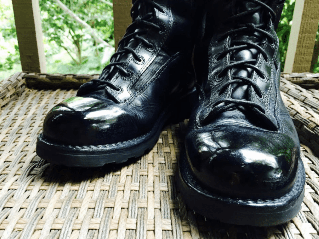 shoe-shine