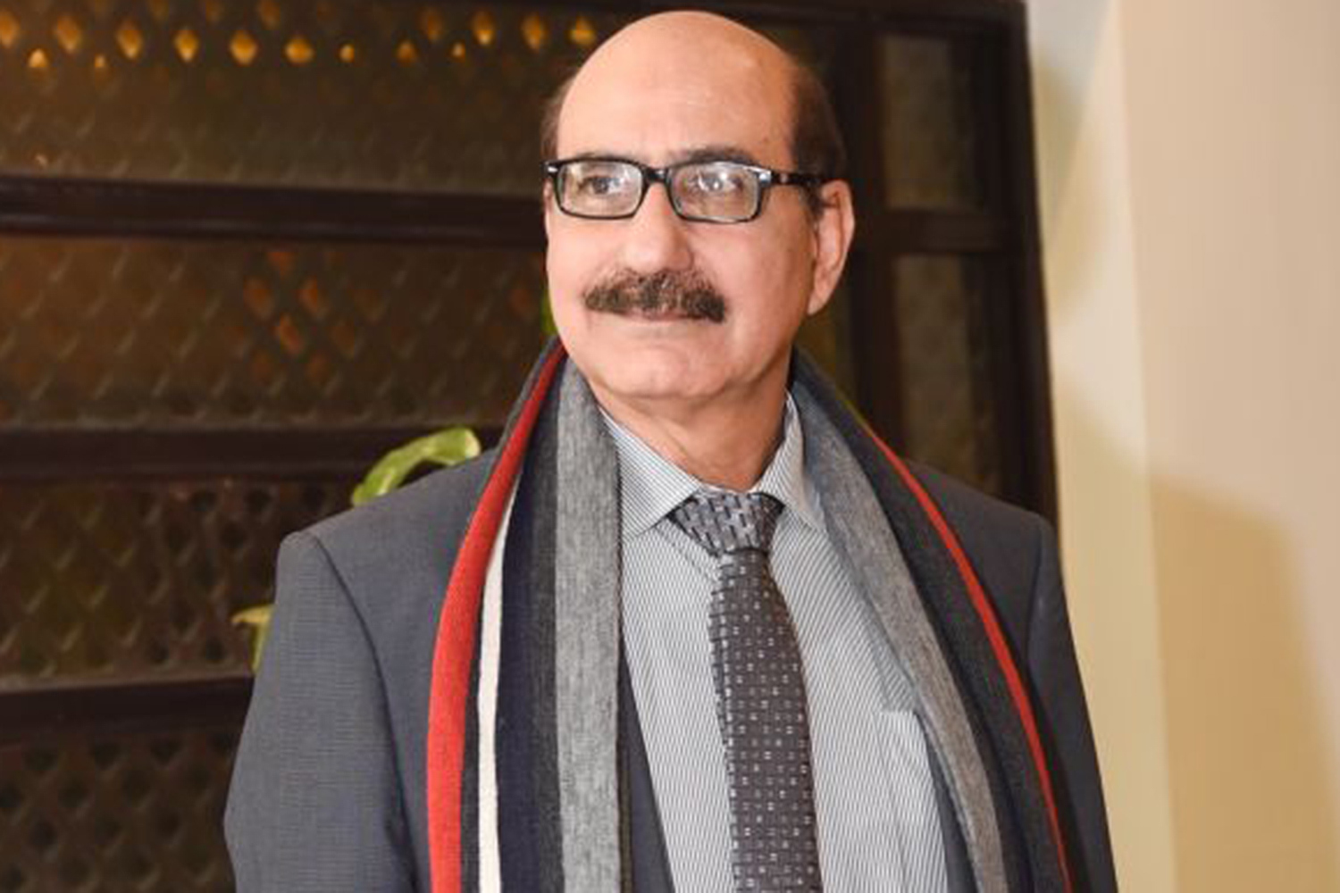 Mohammad Anwar
https://www.gofundme.com/f/help-the-anwars-find-peace
Credit: GoFundMe