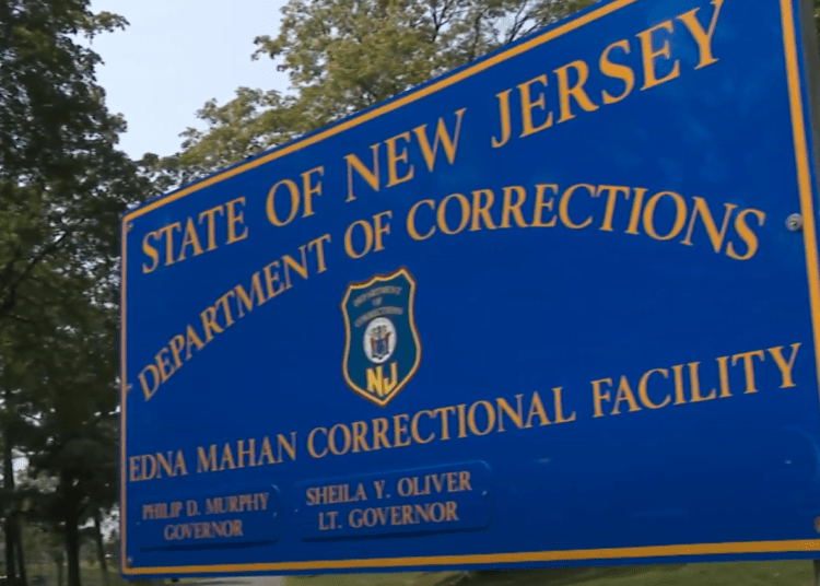 female prison inmates