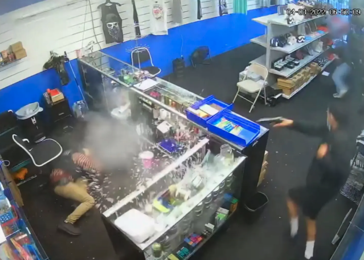 Compton smoke shop