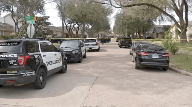 houston police officers stabbed