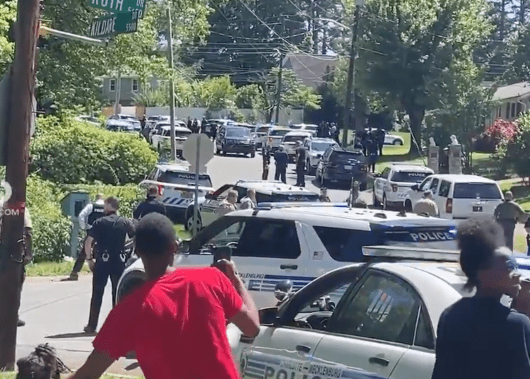 4 officers dead