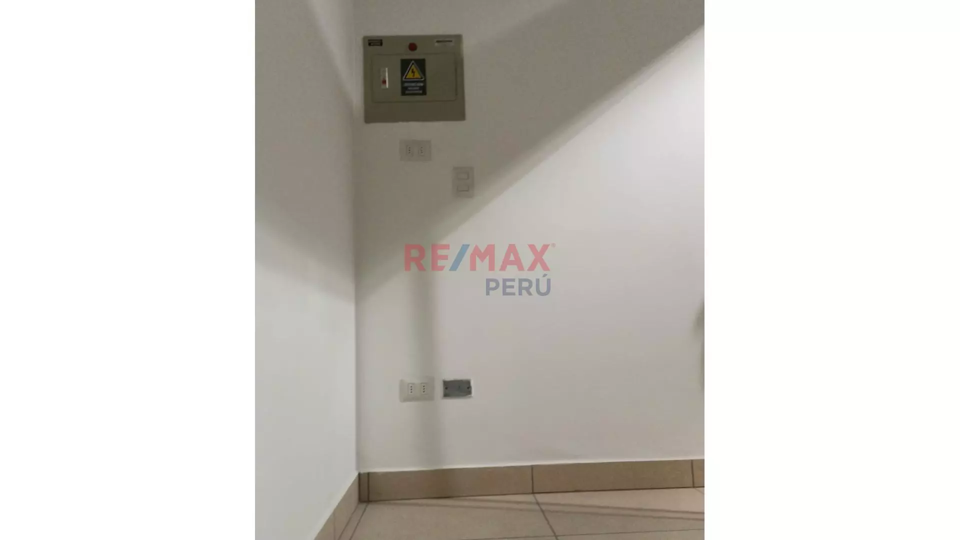 Venta De Local Comercial En Gama Moda Plaza - Gamarra - 6