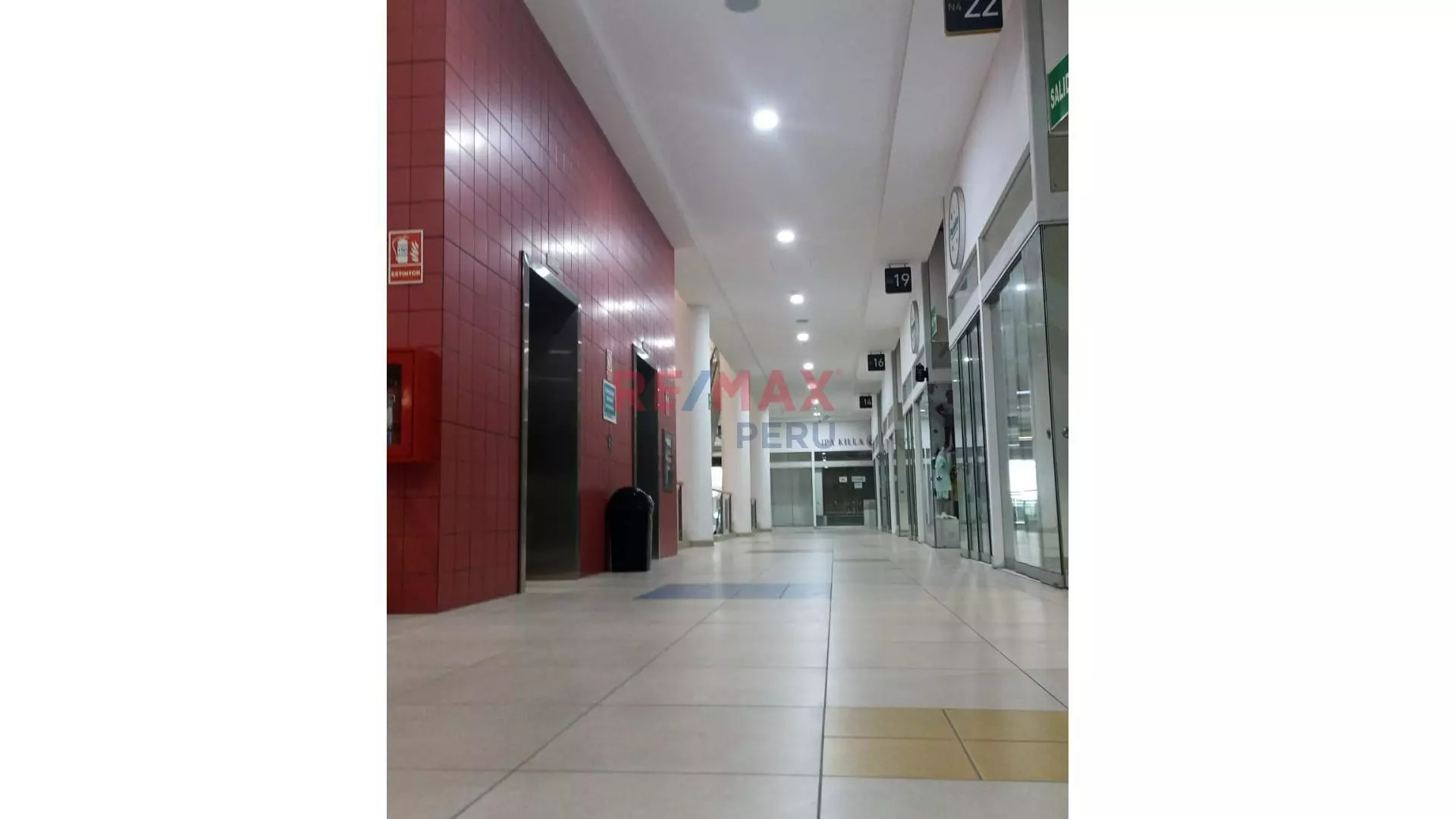 Venta De Local Comercial En Gama Moda Plaza - Gamarra - 7