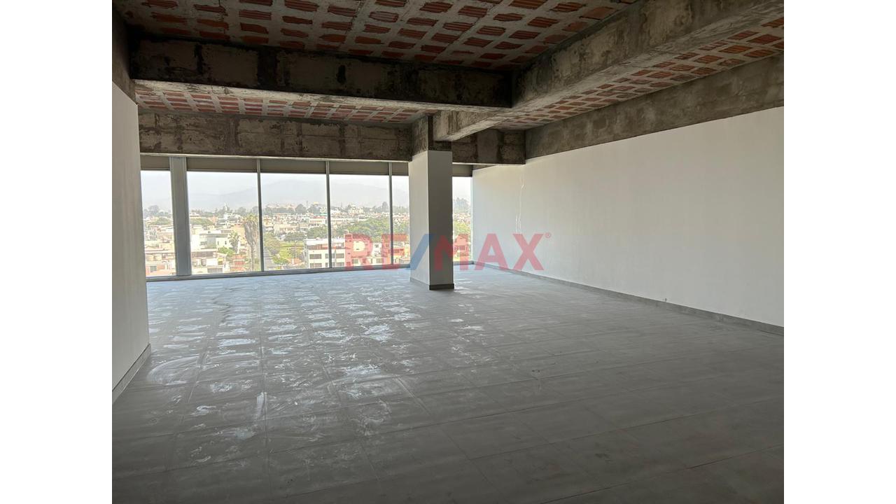 Alquiler Oficina Prime 240 M2 En La Molina - 14
