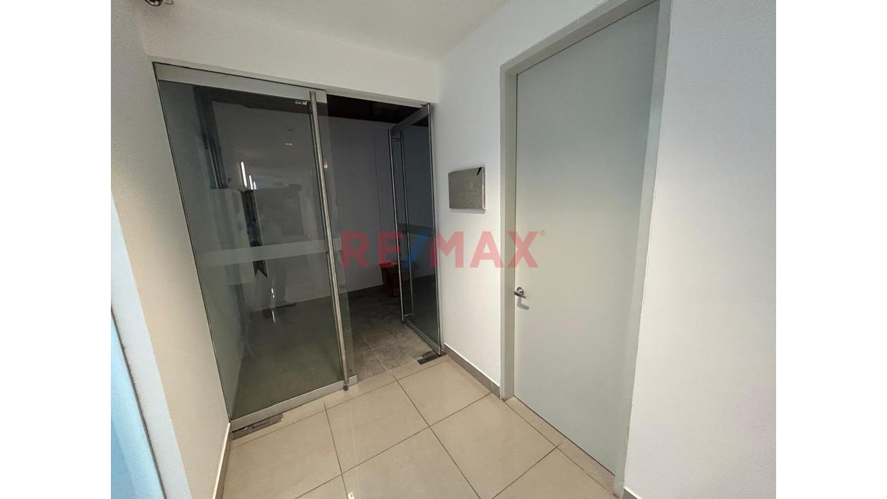 Alquiler Oficina Prime 240 M2 En La Molina - 20