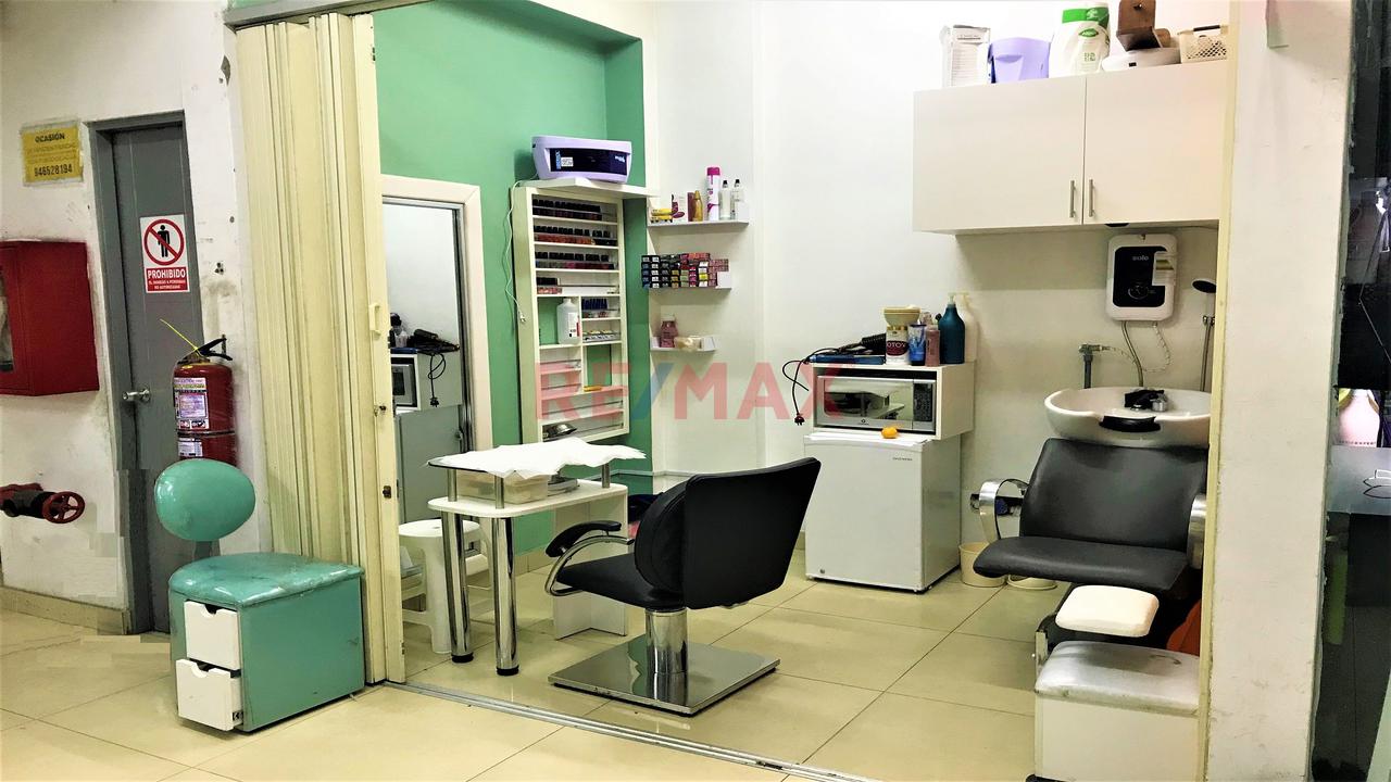 Venta De Stand  8 M2 Al Costado Del Eden - 3
