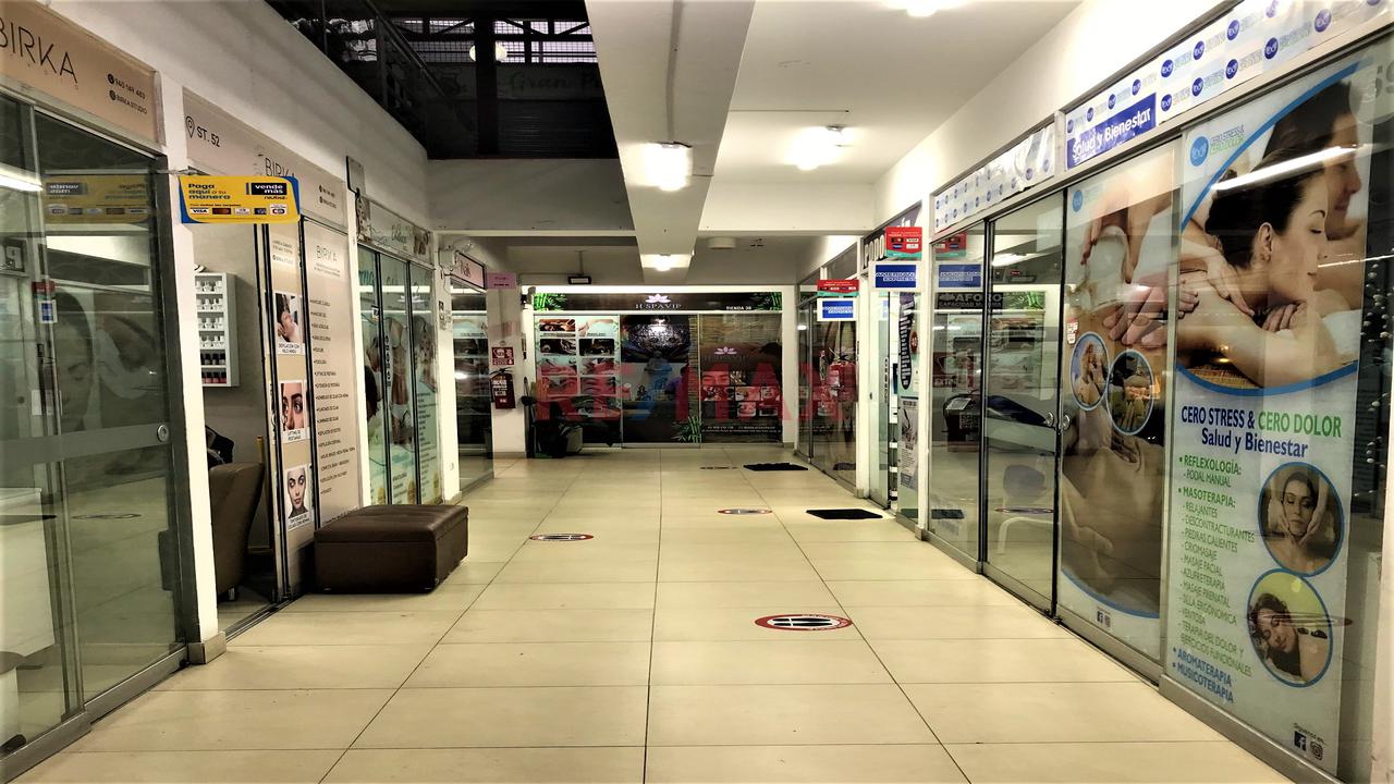 Venta De Stand  8 M2 Al Costado Del Eden - 5