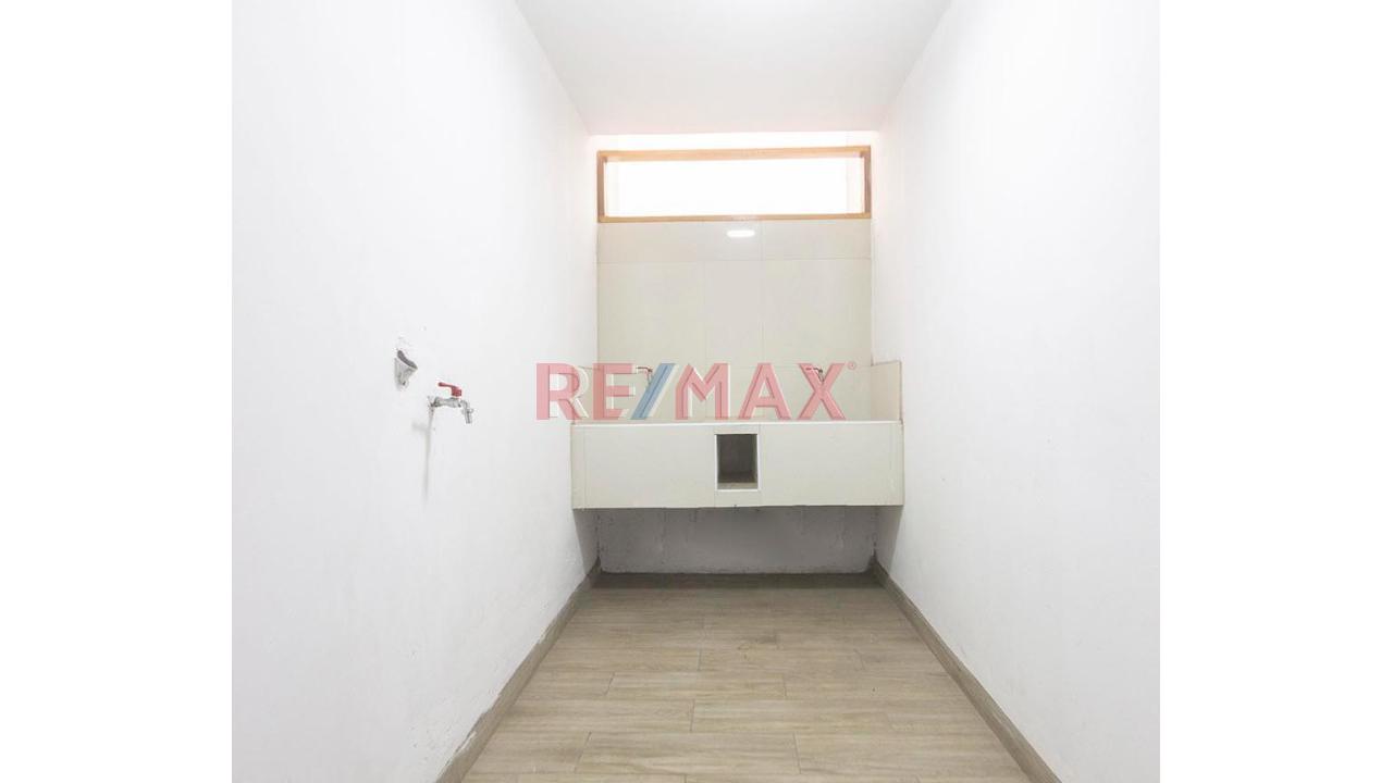 Se Alquila Habitacion De Estreno Con Baño Incorporado Para Universitarios — foto 3