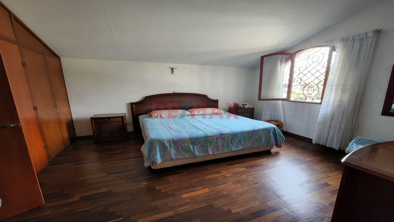 Se Vende Casa Frente A Parque En La Molina — foto 11