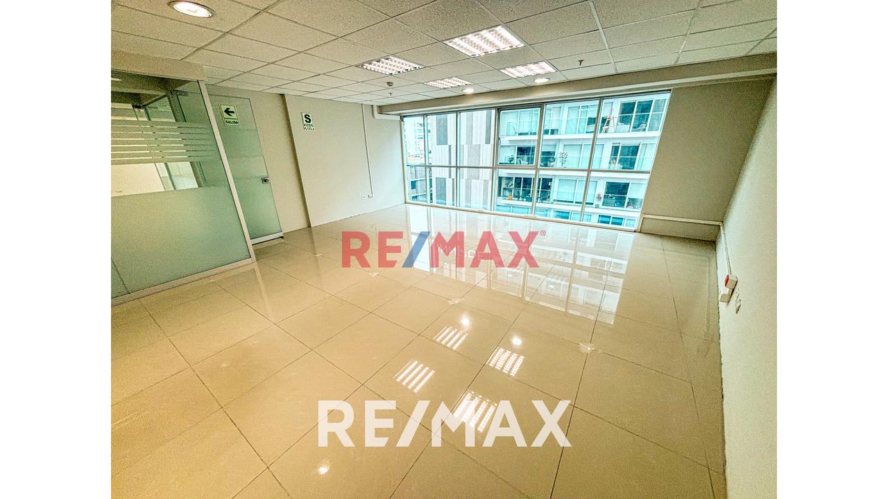 Venta  De Moderno Edificio Corporativo De 10 Pisos De 5400M2 En El Corazon Comercial De Miralflores — foto 15