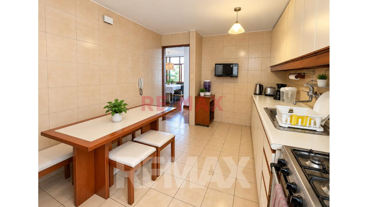 Venta De Departamento Town House 4 Pisos - Zona Exclusiva De La Molina — foto 7