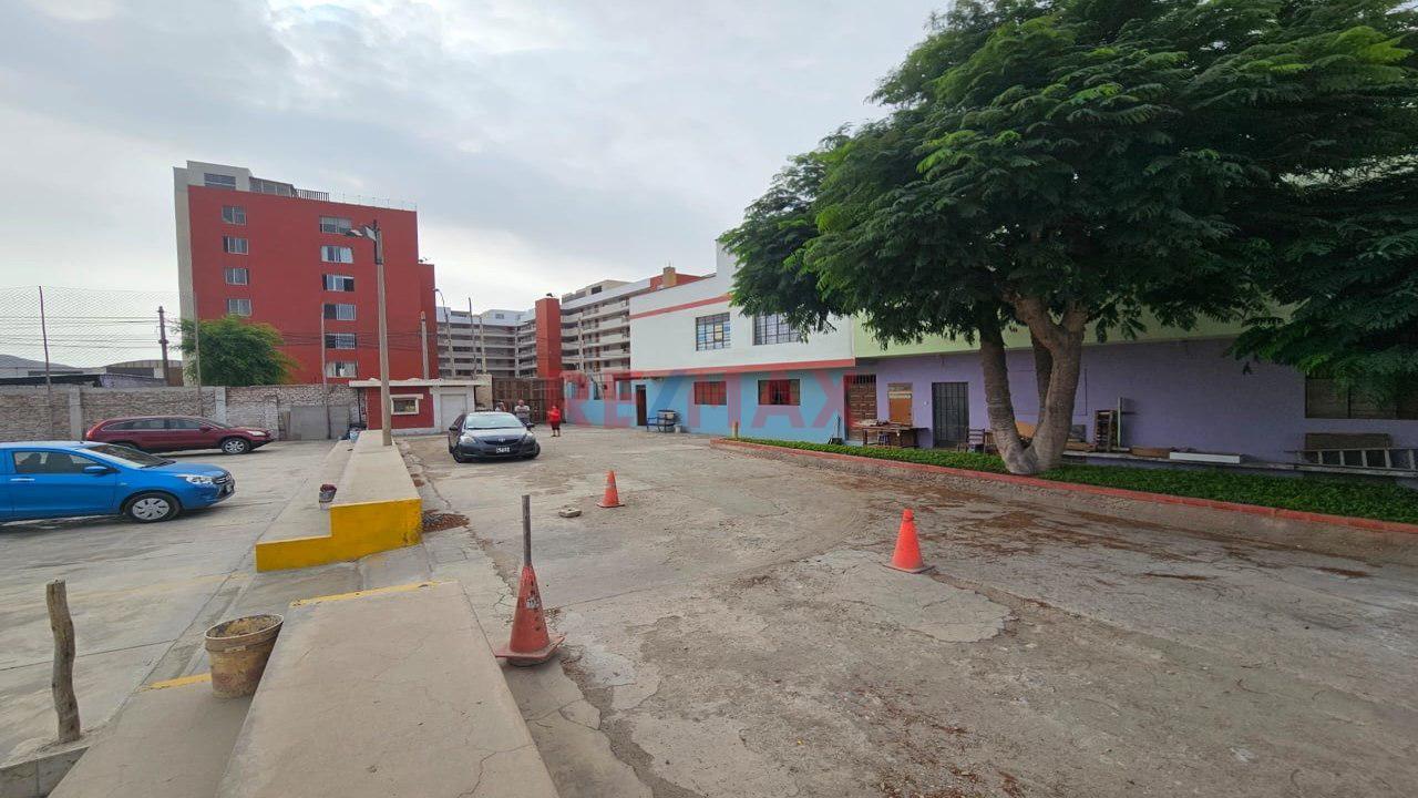 Venta De Terreno En Chorrillos 5637.71M2 - 2