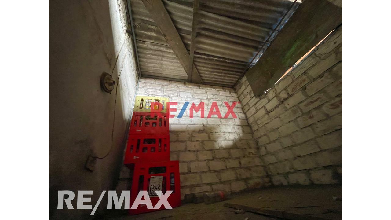 Venta De Stand Comercial 2 Pisos Zona De Comidas Mercado Gregorio Vii- Virrey Abascal De 8.10M2 - 8