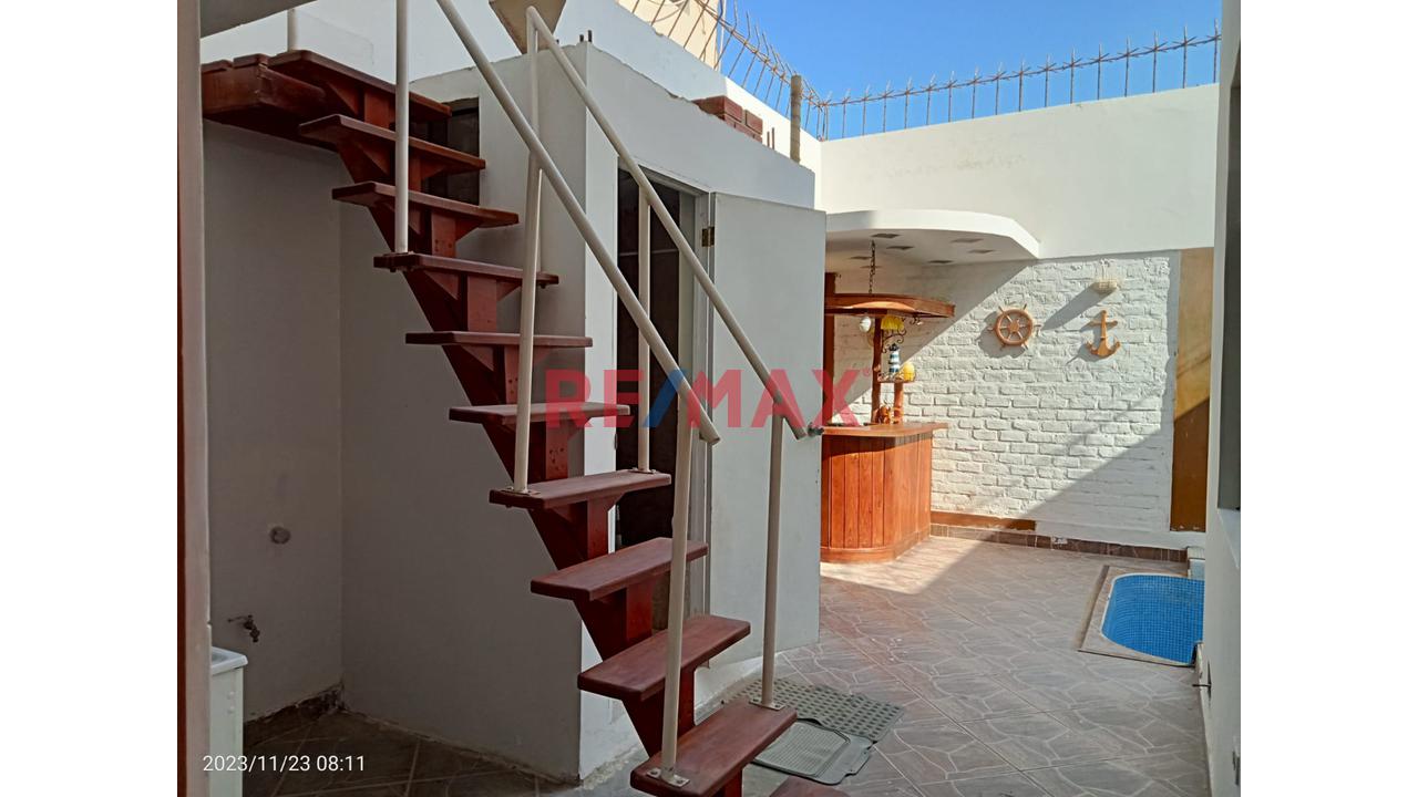 Casa Urbana De 2 Pisos En Urb La Alborada En Pisco - 11